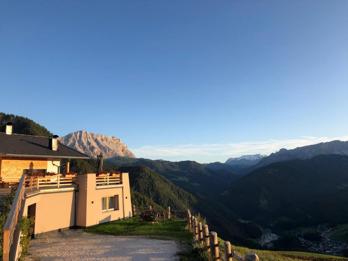 サン・マルティーノ・イン・バディーアAlpinus Agriturismアパートメント エクステリア 写真